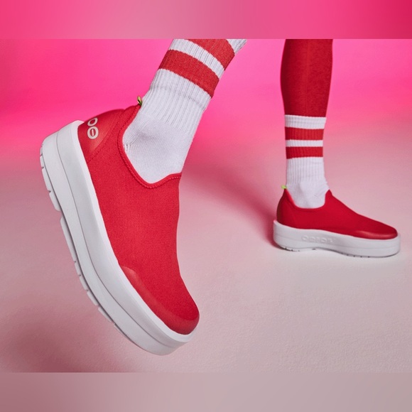 OOFOS Oomg Eezee Shoes Low Top Soft Slip On Sneakers Womens 8.5 Recovery Support - Picture 12 of 12